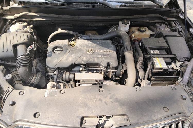 Used Buick Envision 2016 20T Two-Wheel-Drive Elite Model Engine Bay