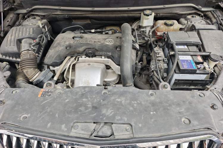 Used Buick Envision 2016 28T Four-Wheel Drive Luxury Model Engine Bay