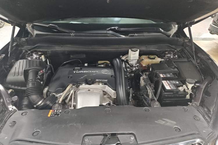 Used Buick Envision 2016 28T Four-Wheel Drive Elite Version Engine Bay