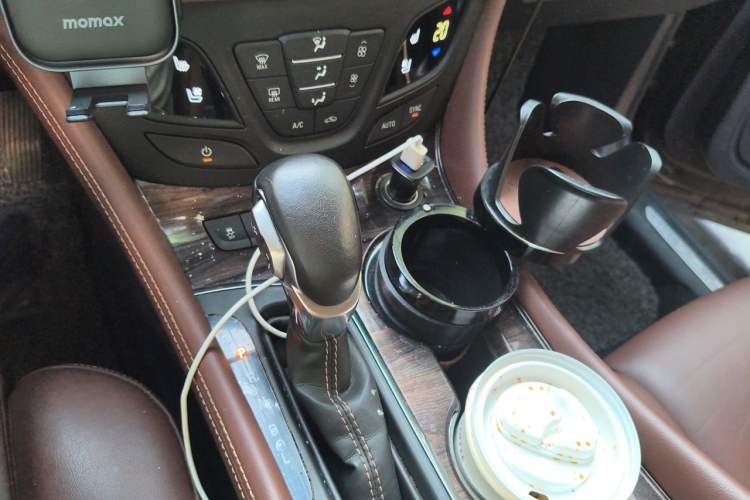 Used Buick Envision 2016 28T Four-Wheel Drive Luxury Model Gear Lever