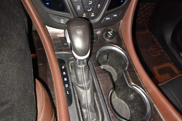 Used Buick Envision 2016 20T Two-Wheel-Drive Elite Model Gear Lever