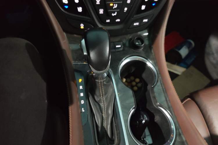 Used Buick Envision 2016 28T Four-Wheel Drive Luxury Model Gear Lever