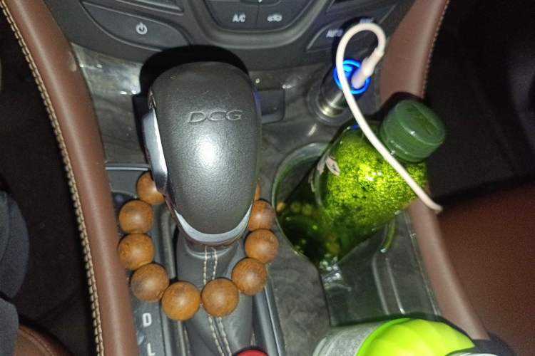 Used Buick Envision 2016 20T Two-Wheel-Drive Elite Model Gear Lever
