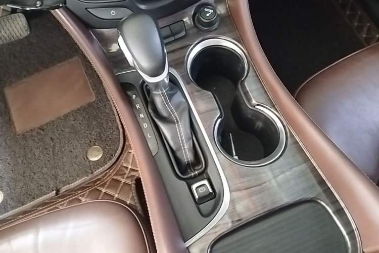 Used Buick Envision 2016 20T Two-Wheel-Drive Elite Model Gear Lever