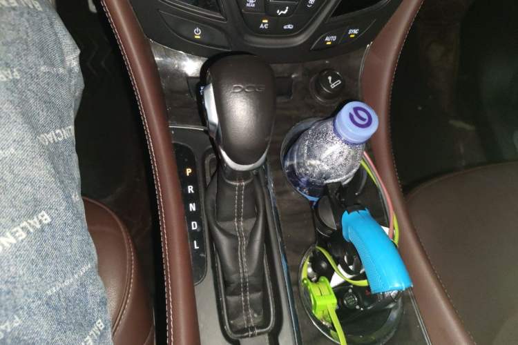 Used Buick Envision 2016 20T Two-Wheel-Drive Elite Model Gear Lever