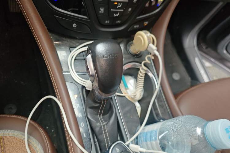 Used Buick Envision 2016 20T Two-Wheel-Drive Elite Model Gear Lever