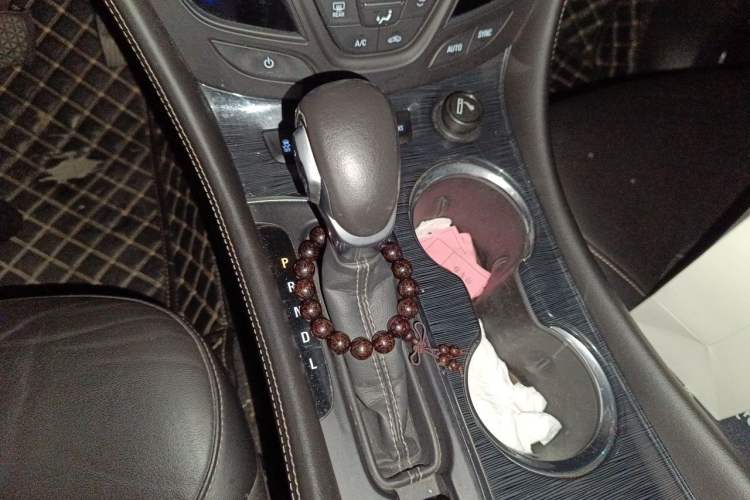 Used Buick Envision 2016 28T Four-Wheel Drive Elite Version Gear Lever