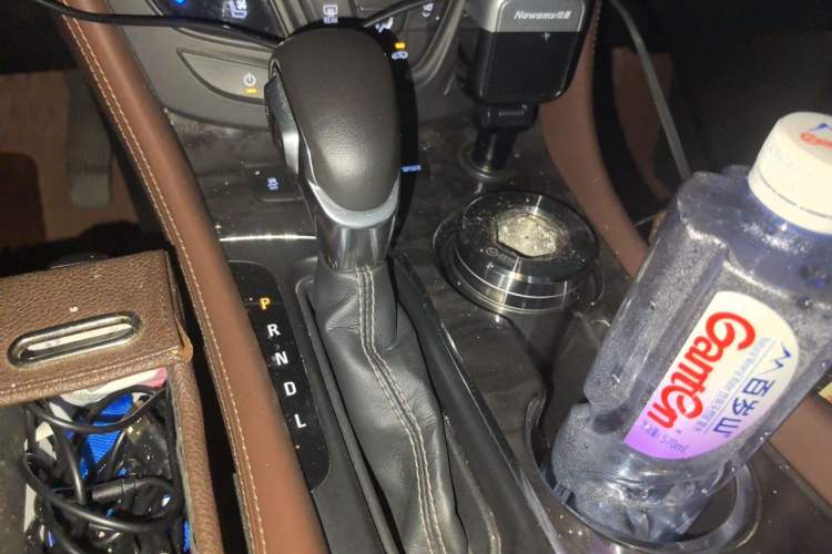 Used Buick Envision 2016 28T Four-Wheel Drive Luxury Model Gear Lever