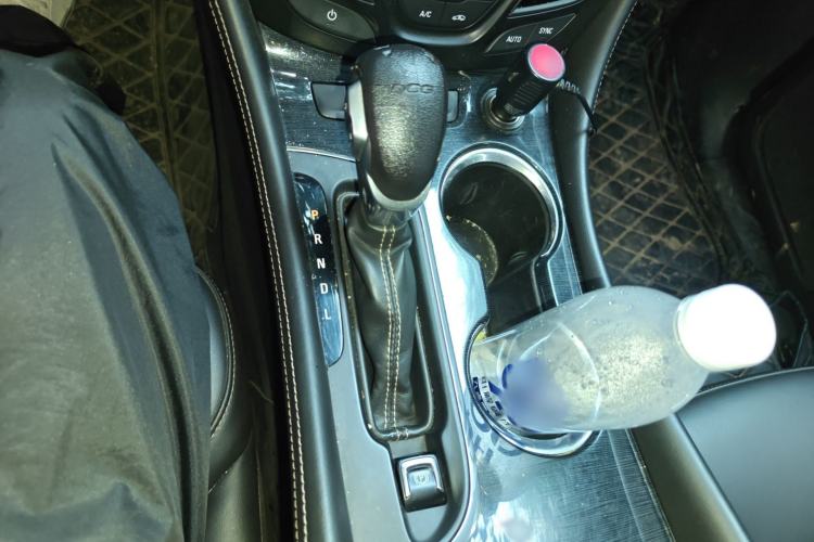Used Buick Envision 2016 20T Two-Wheel Drive Leading Version Gear Lever