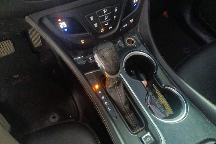Used Buick Envision 2016 20T Two-Wheel Drive Leading Version Gear Lever