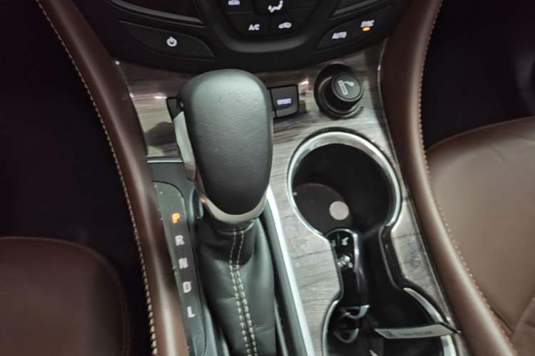 Used Buick Envision 2016 28T Four-Wheel Drive Elite Version Gear Lever