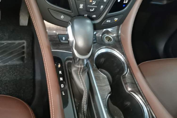 Used Buick Envision 2016 28T Four-Wheel Drive Elite Version Gear Lever