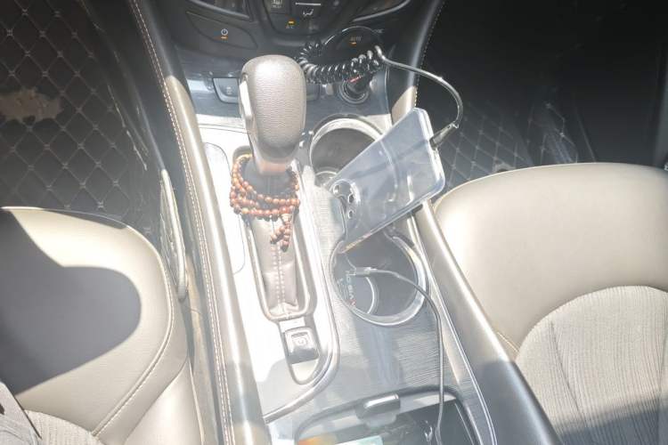 Used Buick Envision 2016 20T Two-Wheel Drive Leading Version Gear Lever