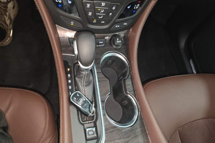 Used Buick Envision 2016 28T Four-Wheel Drive Elite Version Gear Lever