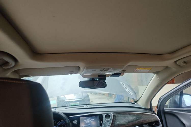 Used Buick Envision 2016 20T Two-Wheel-Drive Elite Model Headliner