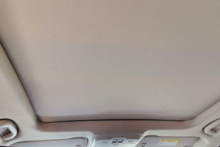 Used Buick Envision 2016 20T Two-Wheel Drive Leading Version Headliner
