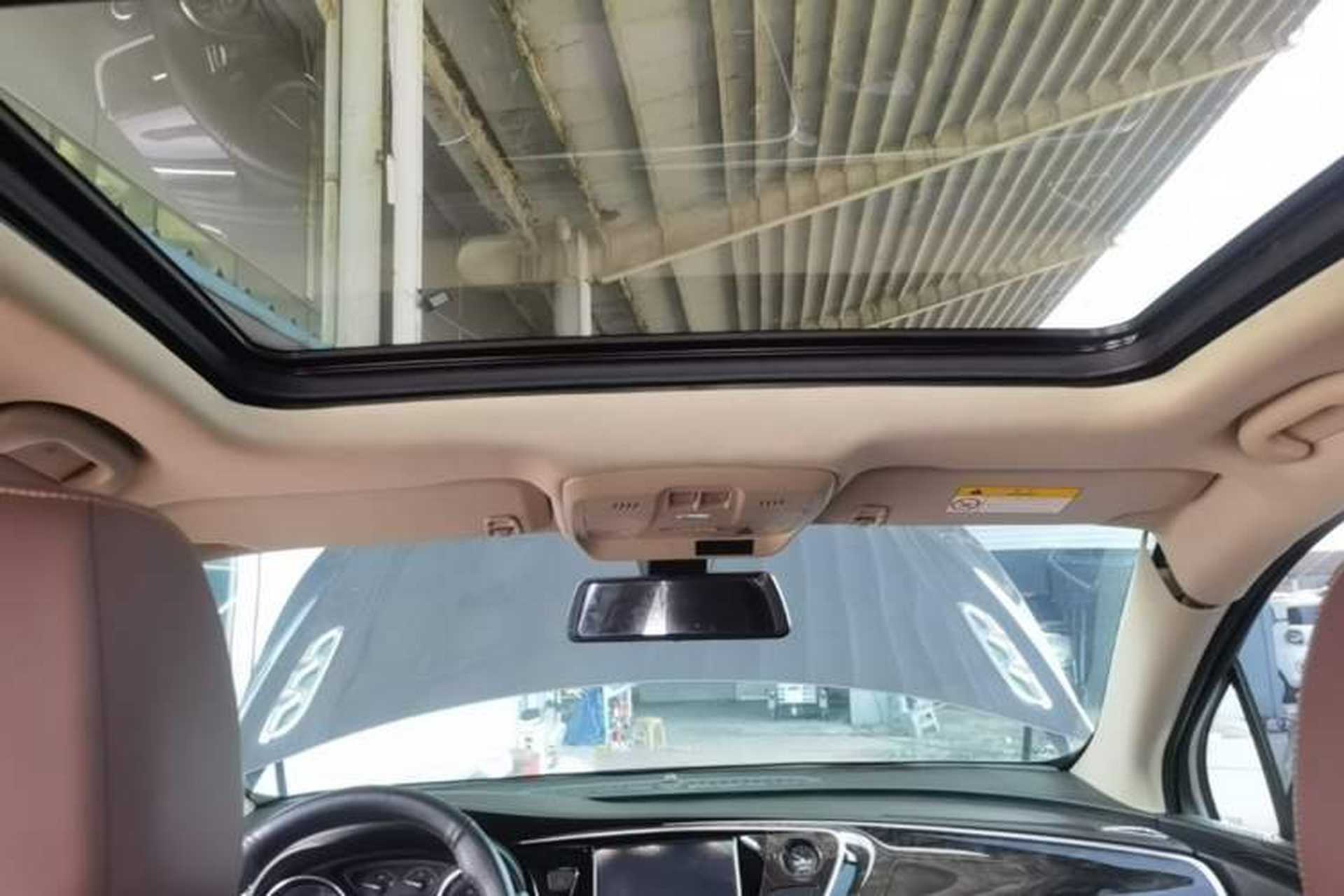 Used Buick Envision 2016 20T Two-Wheel-Drive Elite Model Headliner