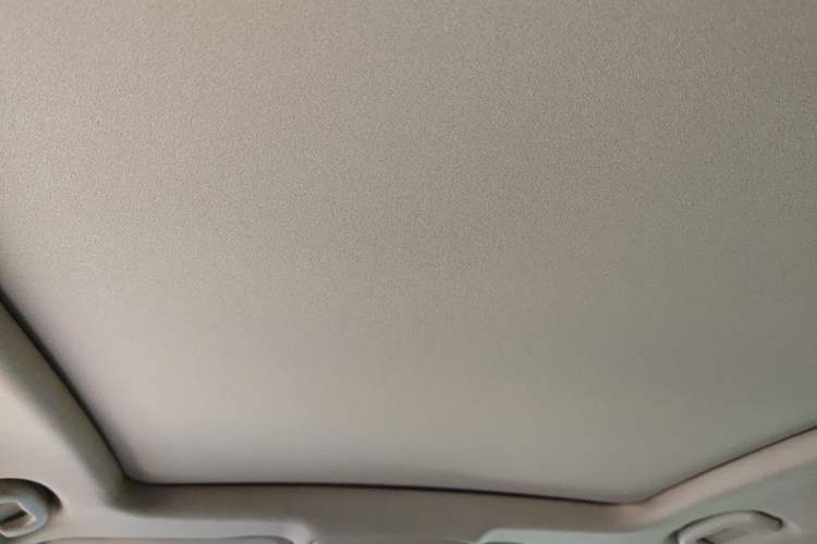 Used Buick Envision 2016 20T Two-Wheel-Drive Elite Model Headliner