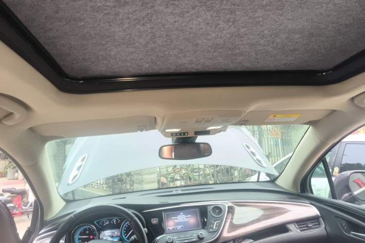 Used Buick Envision 2016 28T Four-Wheel Drive Luxury Model Headliner