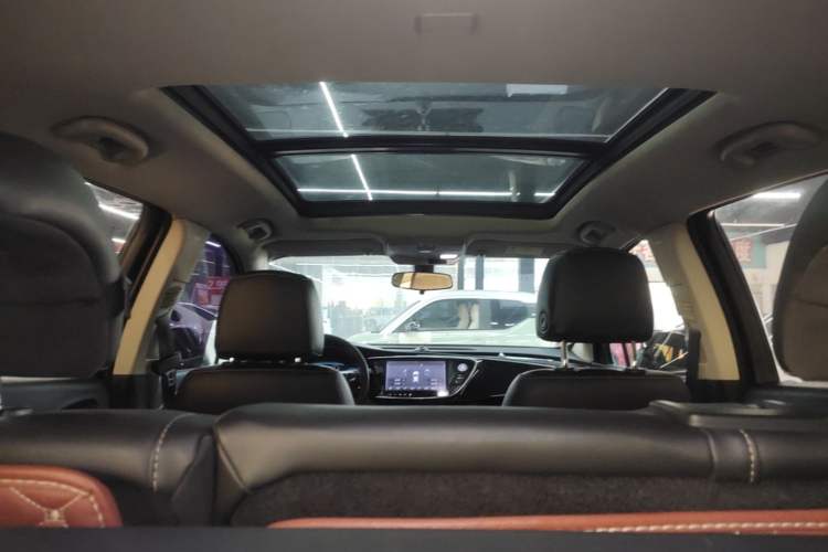 Used Buick Envision 2016 20T Two-Wheel Drive Leading Version Headliner