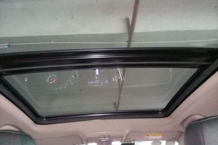 Used Buick Envision 2016 20T Two-Wheel Drive Leading Version Headliner