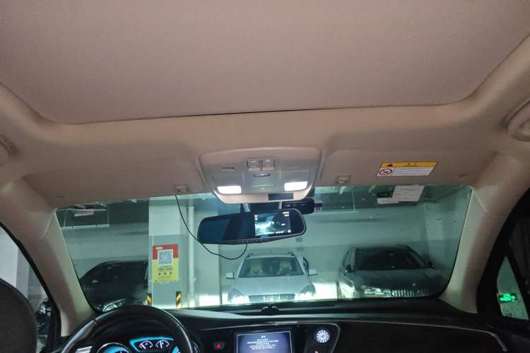 Used Buick Envision 2016 20T Two-Wheel-Drive Elite Model Headliner