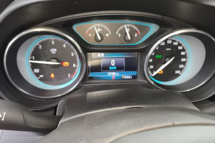 Used Buick Envision 2016 20T Two-Wheel-Drive Elite Model Instrument Cluster