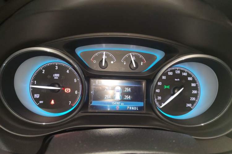 Used Buick Envision 2016 20T Two-Wheel-Drive Elite Model Instrument Cluster