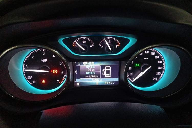 Used Buick Envision 2016 28T Four-Wheel Drive Elite Version Instrument Cluster