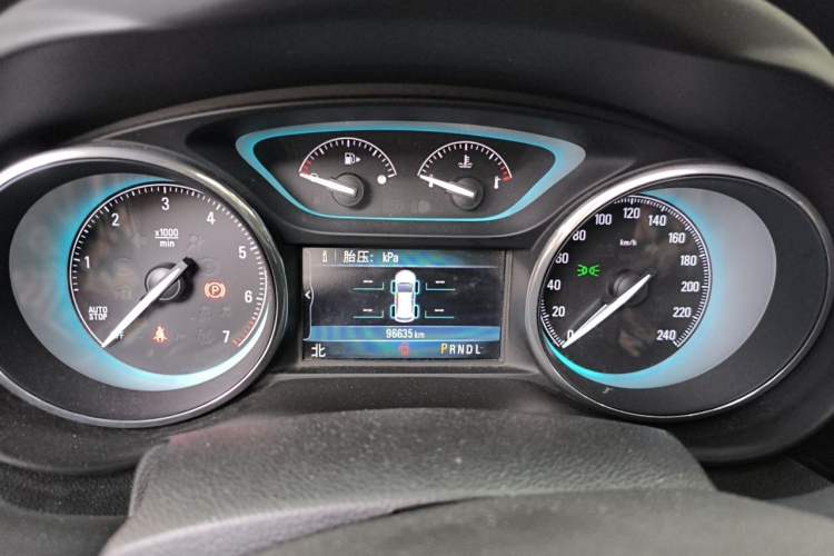 Used Buick Envision 2016 28T Four-Wheel Drive Elite Version Instrument Cluster