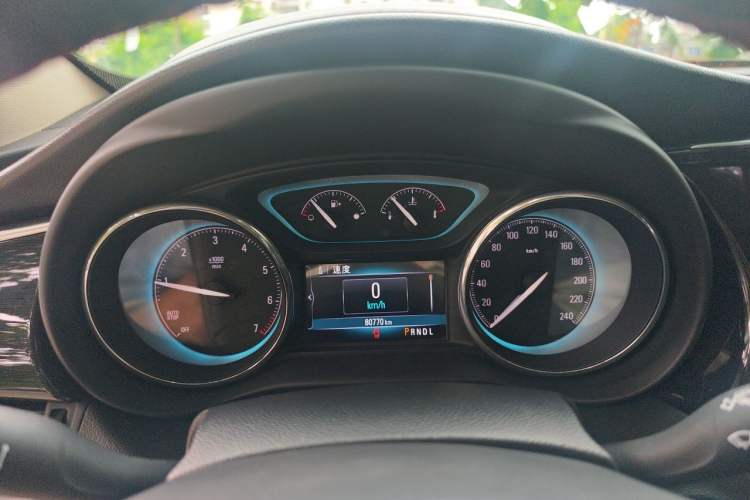 Used Buick Envision 2016 20T Two-Wheel Drive Leading Version Instrument Cluster