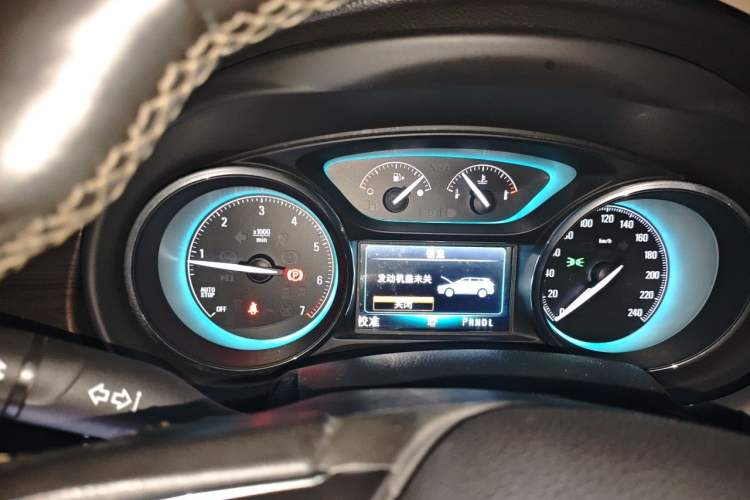 Used Buick Envision 2016 28T Four-Wheel Drive Elite Version Instrument Cluster
