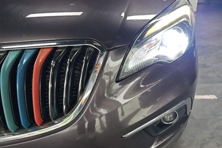 Used Buick Envision 2016 20T Two-Wheel-Drive Elite Model Left Front Headlight