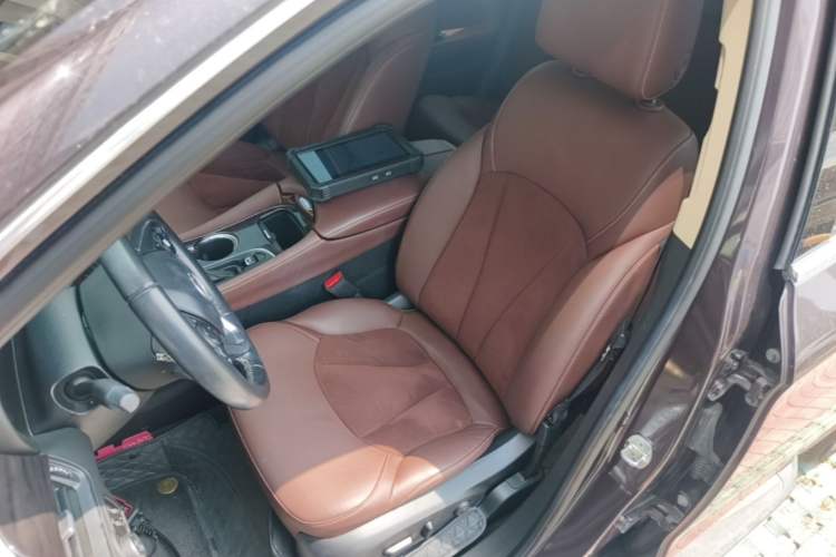 Used Buick Envision 2016 20T Two-Wheel-Drive Elite Model Left Front Seat