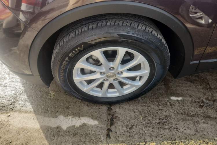 Used Buick Envision 2016 20T Two-Wheel Drive Leading Version Left Front Wheel Hub