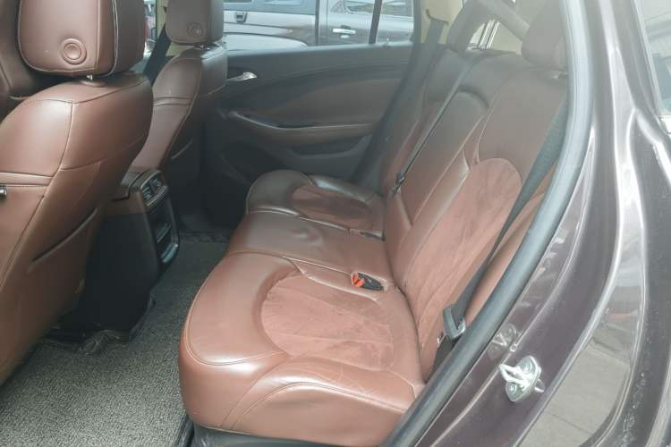 Used Buick Envision 2016 20T Two-Wheel-Drive Elite Model Left Rear Seat