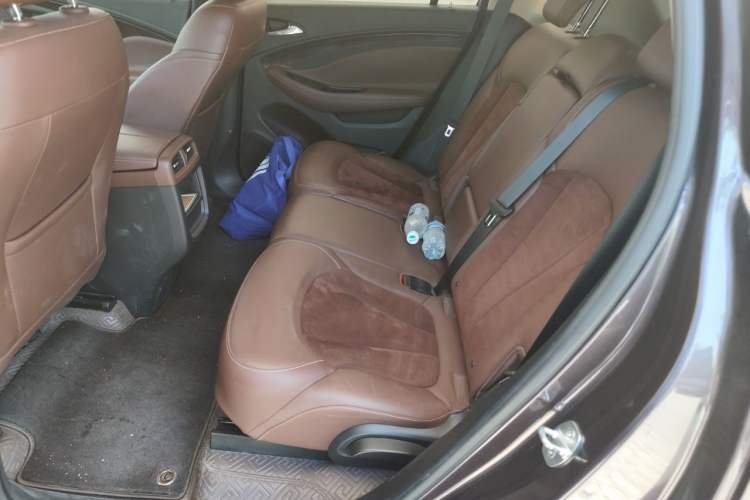 Used Buick Envision 2016 28T Four-Wheel Drive Elite Version Left Rear Seat