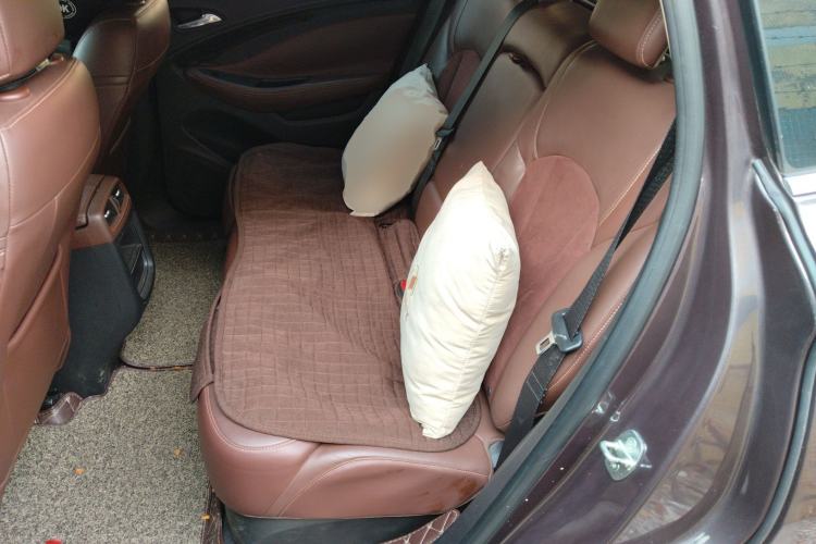 Used Buick Envision 2016 20T Four-Wheel Drive Elite Model Left Rear Seat
