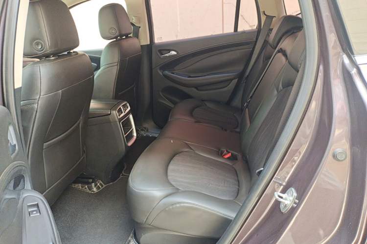 Used Buick Envision 2016 20T Two-Wheel Drive Leading Version Left Rear Seat