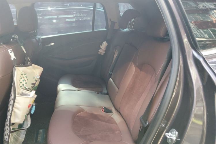 Used Buick Envision 2016 20T Two-Wheel-Drive Elite Model Left Rear Seat