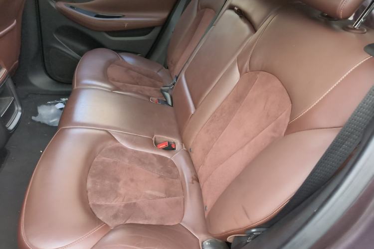 Used Buick Envision 2016 20T Two-Wheel-Drive Elite Model Left Rear Seat