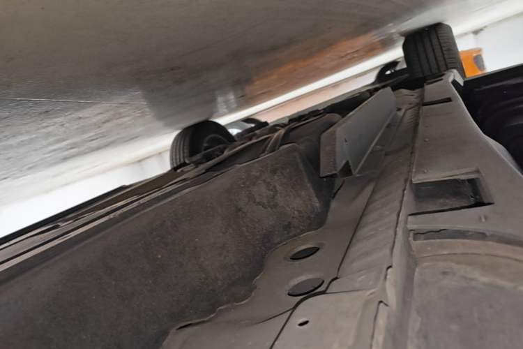 Used Buick Envision 2016 28T Four-Wheel Drive Elite Version Left Side Sill
