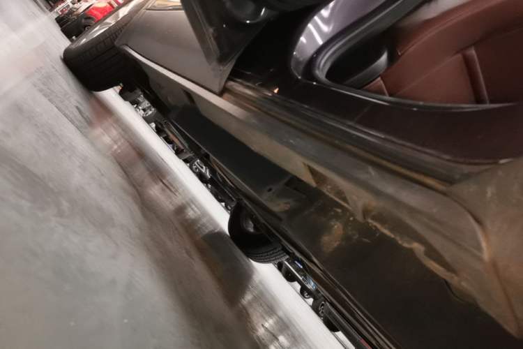 Used Buick Envision 2016 28T Four-Wheel Drive Elite Version Left Side Sill