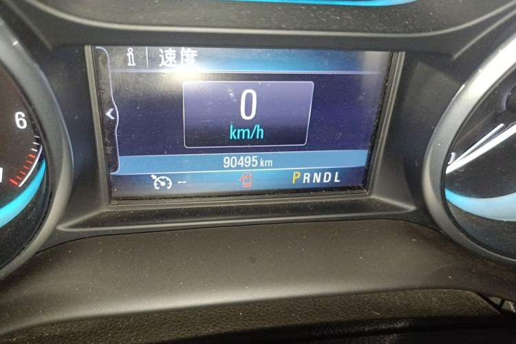 Used Buick Envision 2016 20T Two-Wheel-Drive Elite Model Odometer Close Up