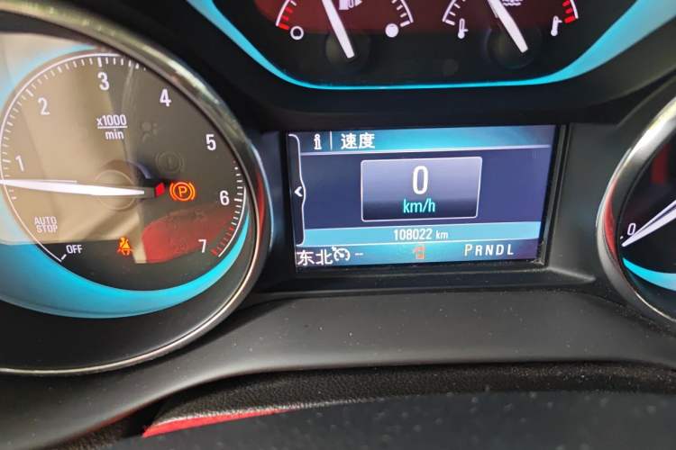 Used Buick Envision 2016 20T Four-Wheel Drive Luxury Model Odometer Close Up