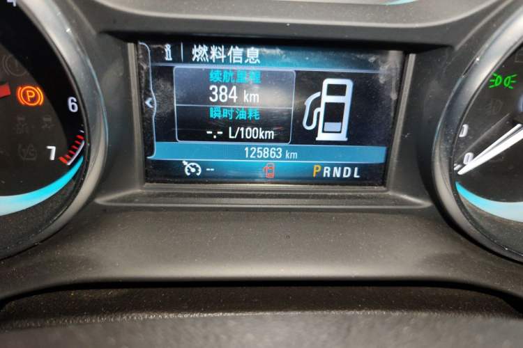 Used Buick Envision 2016 20T Two-Wheel-Drive Elite Model Odometer Close Up