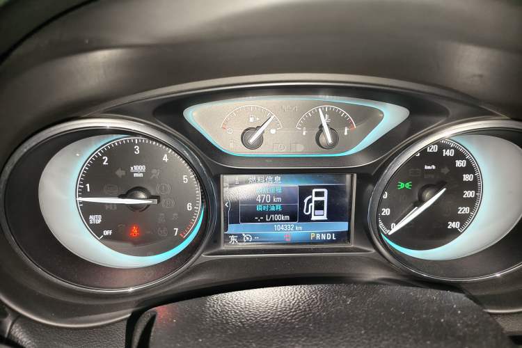 Used Buick Envision 2016 28T Four-Wheel Drive Elite Version Odometer Close Up