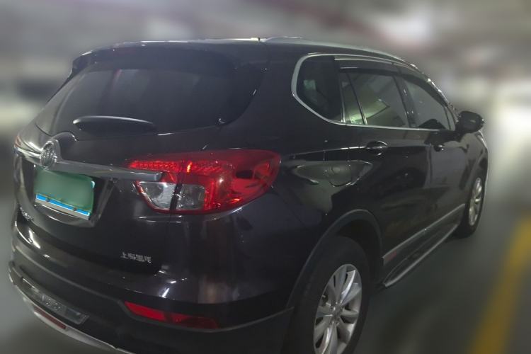 Used Buick Envision 2016 28T Four-Wheel Drive Luxury Model Rear Right 45 Deg