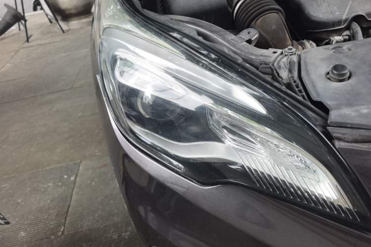Used Buick Envision 2016 20T Two-Wheel Drive Leading Version Right Front Headlight