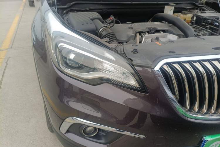 Used Buick Envision 2016 28T Four-Wheel Drive Luxury Model Right Front Headlight